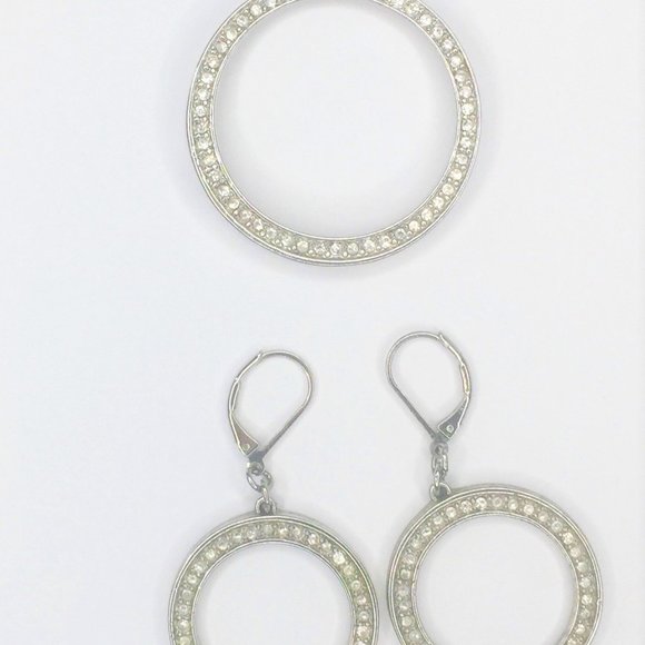 Elegant Round Halo Pendant & Circle Drop Earrings Jewelry Gift Set - Picture 2 of 5